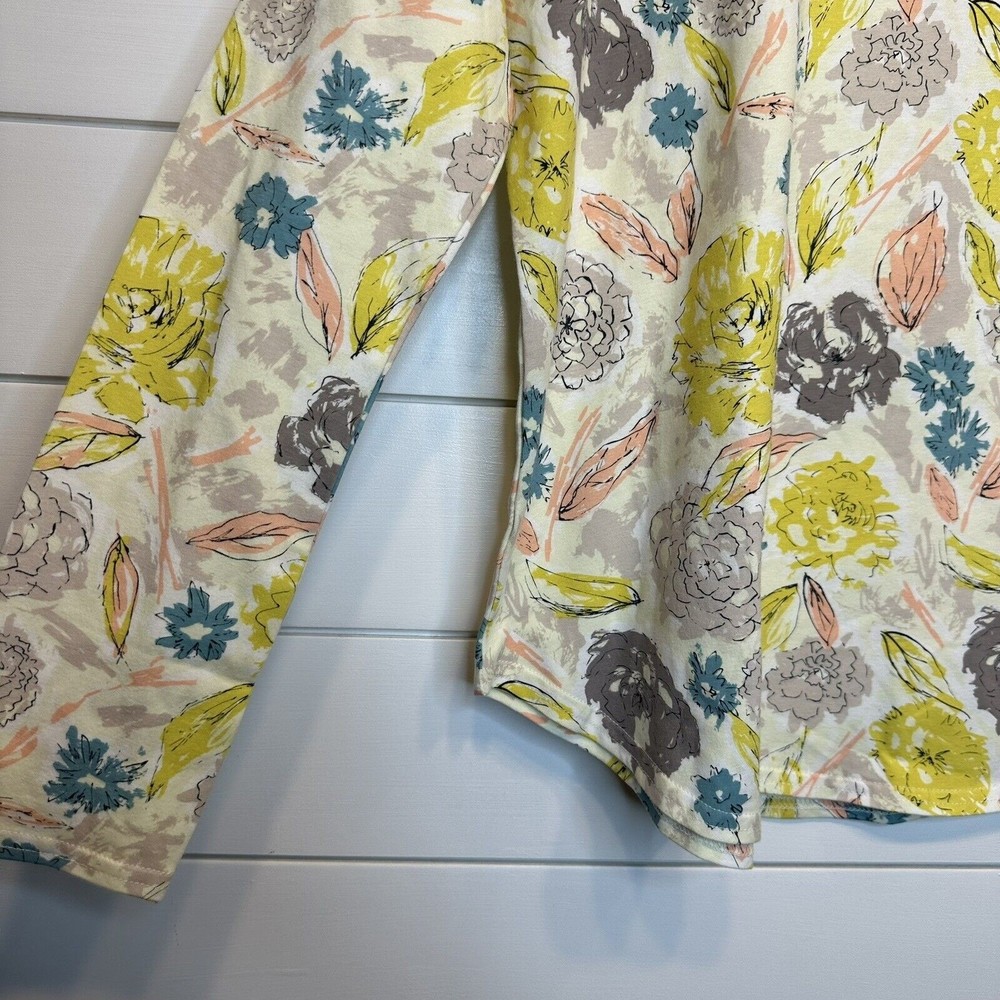 NEW Ricrac & Ruffles Mom Top MEDIUM Floral Print Long Sleeve Top Adult Size Tee - Picture 3 of 6